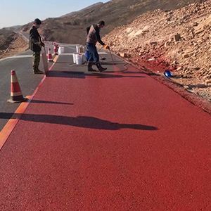 永安坝街道一是彩钢瓦喷漆翻新，地面喷涂